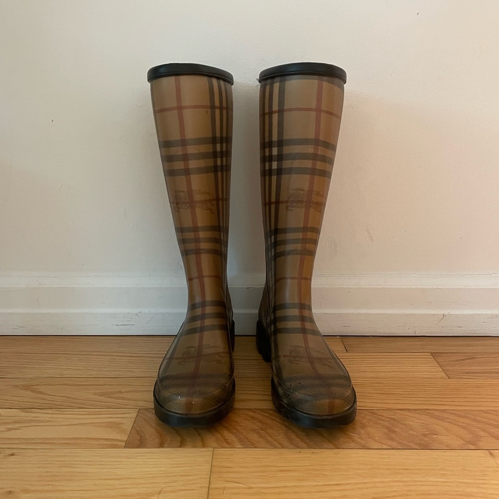 Burberry Rainboots